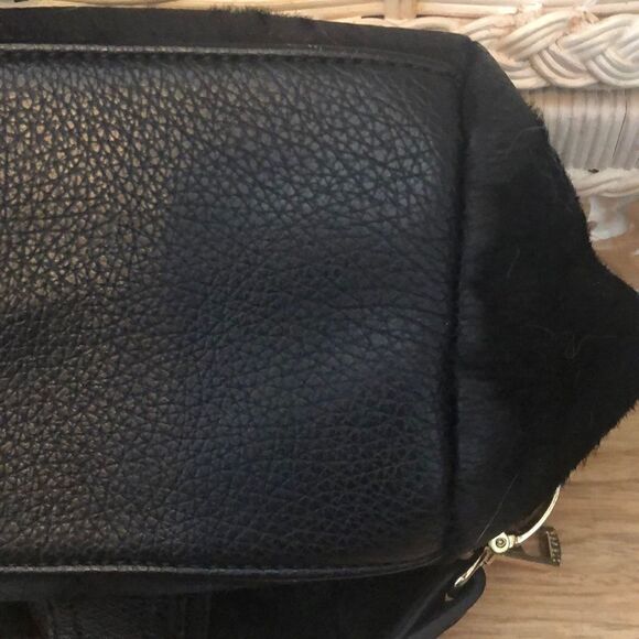 Steven Black faux fur purse. - Picture 9 of 12